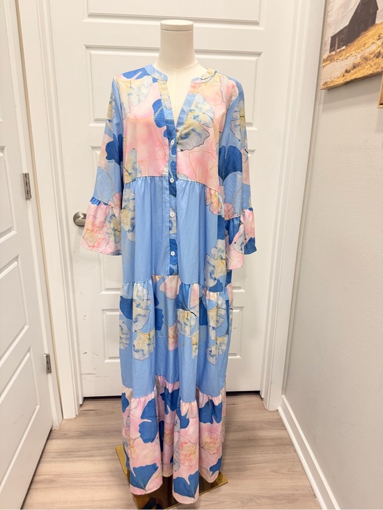 Dresses & Skirts - Blue & Pink Floral Tiered Button-Front Maxi Dress